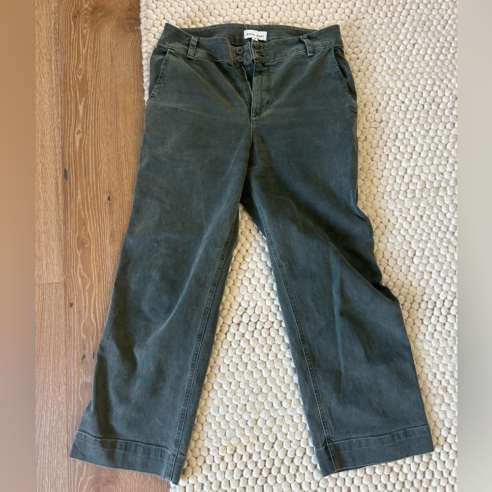 Bella Dahl Claire Welt Pocket Pant size 28 wide leg green denim pant